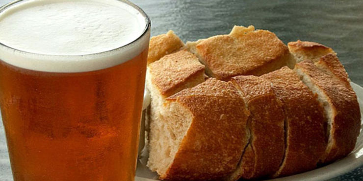 Anche la Sardegna ha la sua prima birra dal pane invenduto