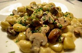 Gnocchi alla Birra Vienna Lager con Salsiccia e Funghi